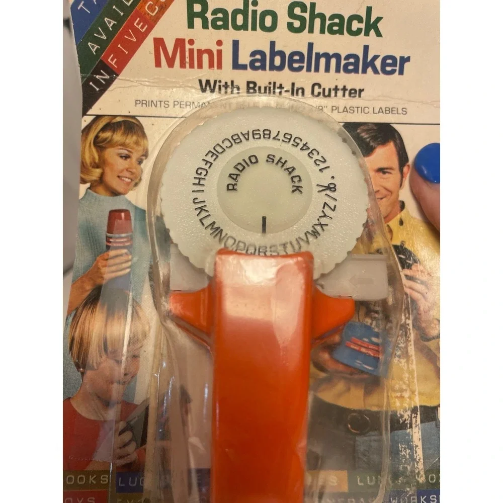 Dymo Radio Shack MINI LABEL MAKER  #68-1020 USA Vintage Orange NIB NOS